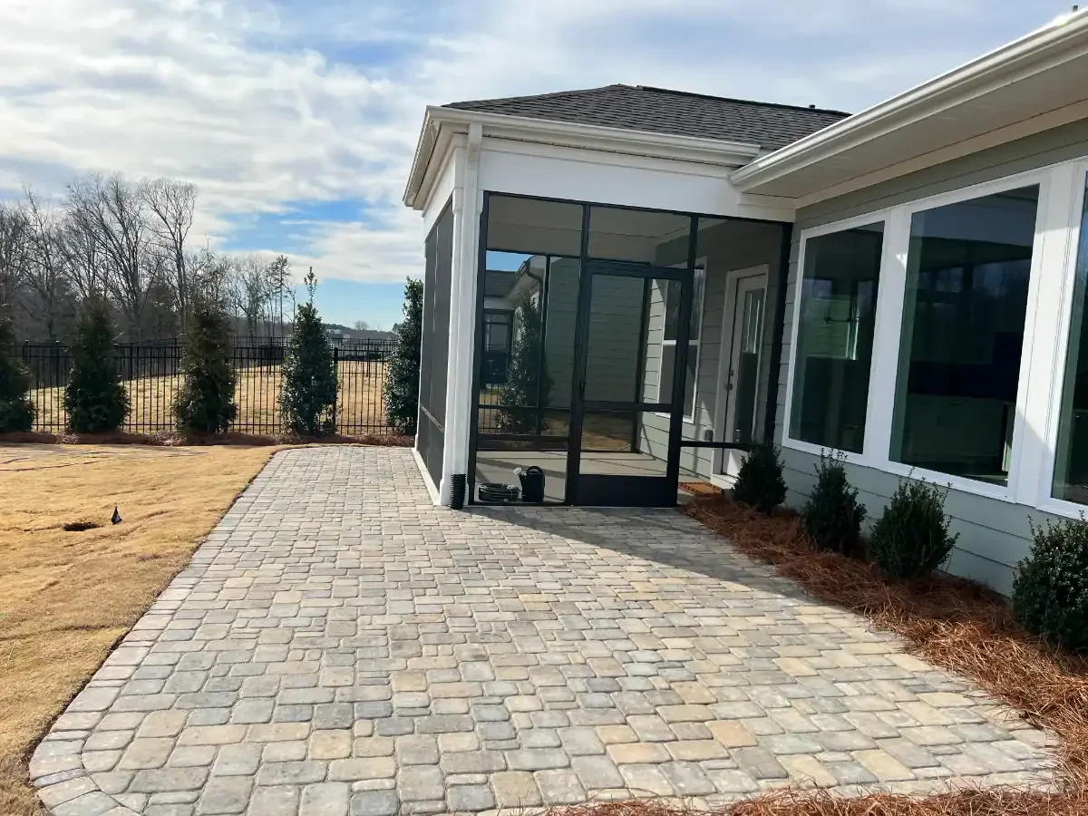Modern Patio Landscaping Mecklenburg County North Carolina_1